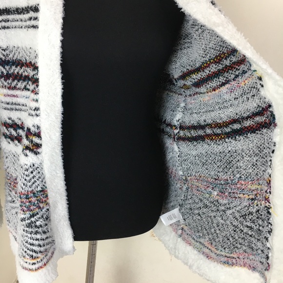 CARDIGAN OPEN FRONT AZTEC PRINT SIZE SMALL - Picture 12 of 15